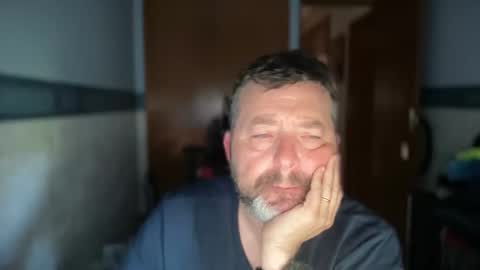 oscarbcncat online show from 05-20-26, 03:51