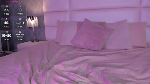 Snapshot of osirismansour chatting on 12-15-24, 01:57 Osirismansour online show from 12-15-24, 01:57