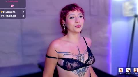 Snapshot of osiriss_ chatting on 05-07-26, 10:26 Osiriss online show from 05-07-26, 10:26