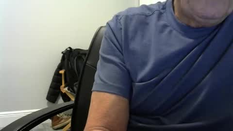 Ossi online show from 01-17-26, 02:16