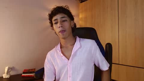 ostin 18hot online show from 01-14-25, 02:19