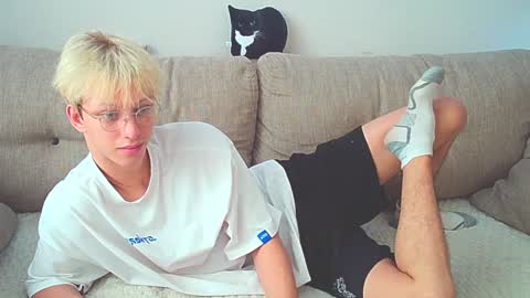 Snapshot of ostin_meoww chatting on 12-08-24, 08:20 Ostin online show from 12-08-24, 08:20