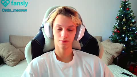 Snapshot of ostin_meoww chatting on 01-16-25, 06:56 Ostin online show from 01-16-25, 06:56