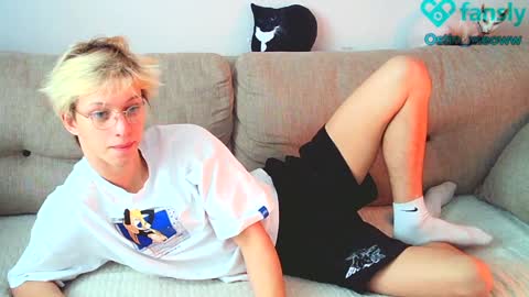 Snapshot of ostin_meoww chatting on 01-17-25, 06:57 Ostin online show from 01-17-25, 06:57