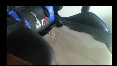 Snapshot of osyryx chatting on 11-13-25, 08:52 Lucas online show from 11-13-25, 08:52