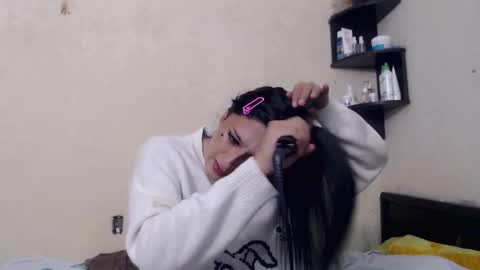 RACHEL CHOW online show from 11-12-25, 02:34