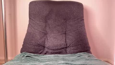 Otter Gooner online show from 10-15-25, 06:41