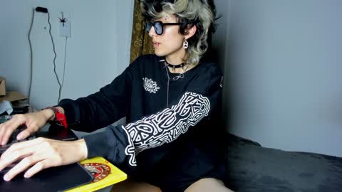 Otto 3 online show from 12-17-24, 09:07