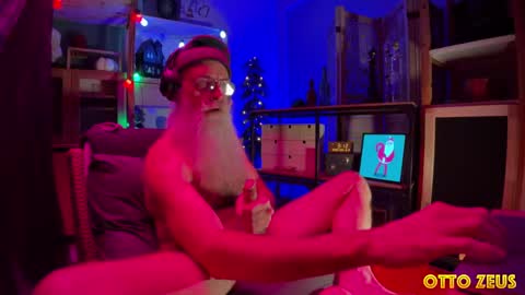 Snapshot of ottozeus chatting on 12-02-24, 11:12 Otto Zeus online show from 12-02-24, 11:12