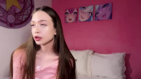 Snapshot of outerspace2000 chatting on 01-17-26, 05:23 outerspace2000 online show from 01-17-26, 05:23