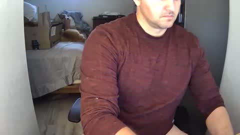 Snapshot of outside1991 chatting on 12-15-24, 08:58 outside1991 online show from 12-15-24, 08:58