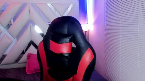 owen blaze online show from 06-01-26, 03:19