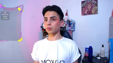 Snapshot of owenblue__ chatting on 12-17-25, 12:05 Owen Independent model online show from 12-17-25, 12:05