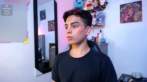 Snapshot of owenblue__ chatting on 02-06-26, 07:45 Owen Independent model online show from 02-06-26, 07:45