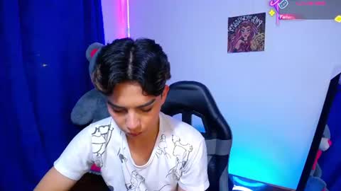 Owen  Independent model  online show from 06-09-26, 07:42