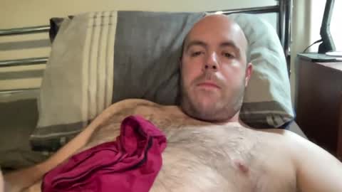 Owen2022 online show from 04-07-26, 06:25