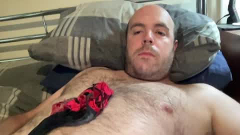 Owen2022 online show from 04-22-26, 06:49