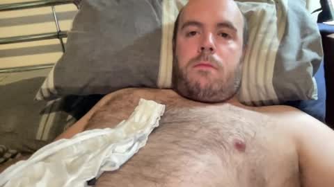 Owen2022 online show from 04-28-26, 06:40