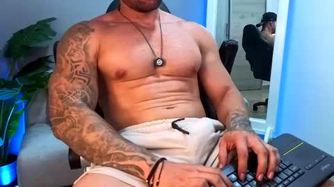 Maximus Owen online show from 05-21-26, 06:37