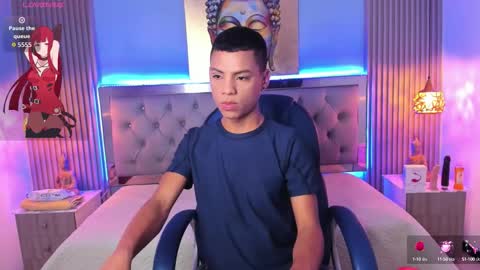 Snapshot of owenstone chatting on 09-11-25, 04:12 OWEN online show from 09-11-25, 04:12