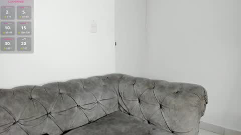 Snapshot of owensttone chatting on 09-20-25, 03:40 O W E N - S T O N E online show from 09-20-25, 03:40