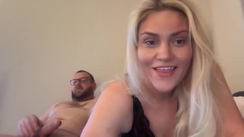 Snapshot of oxajxo chatting on 03-04-26, 07:20 oxajxo online show from 03-04-26, 07:20