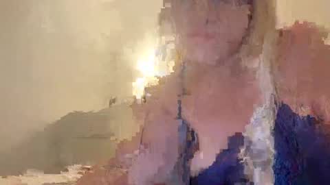 Snapshot of oxajxo chatting on 03-10-26, 06:57 oxajxo online show from 03-10-26, 06:57