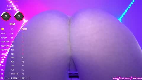 Snapshot of oxlemon chatting on 01-24-25, 02:28 oxlemon online show from 01-24-25, 02:28