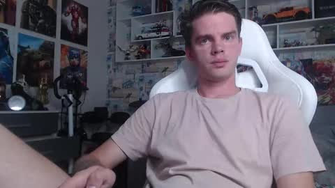 Mike online show from 09-28-25, 11:04