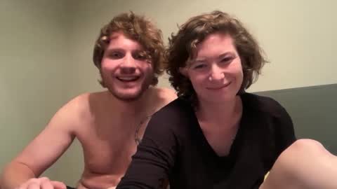 Snapshot of oxxxana1996 chatting on 09-14-25, 01:38 oxxxana1996 online show from 09-14-25, 01:38