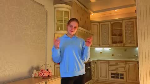 Snapshot of ozellaelazegui chatting on 12-04-25, 12:47 Call me Gabriela online show from 12-04-25, 12:47