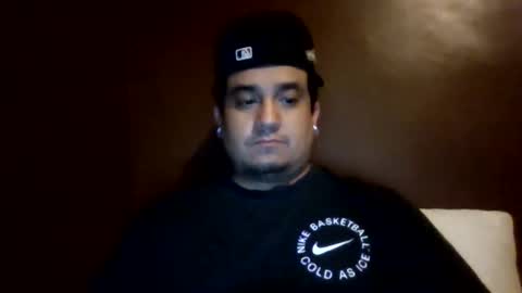 Snapshot of ozlo chatting on 10-19-25, 01:34 ozlo online show from 10-19-25, 01:34