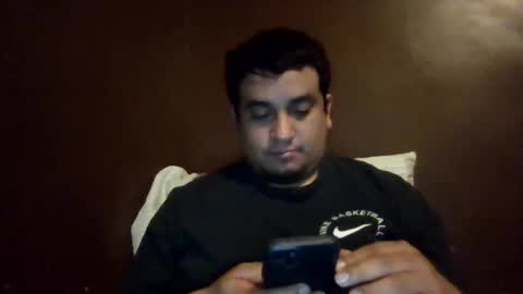 Snapshot of ozlo chatting on 11-13-25, 08:52 ozlo online show from 11-13-25, 08:52