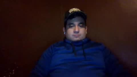 Snapshot of ozlo chatting on 12-05-25, 10:57 ozlo online show from 12-05-25, 10:57