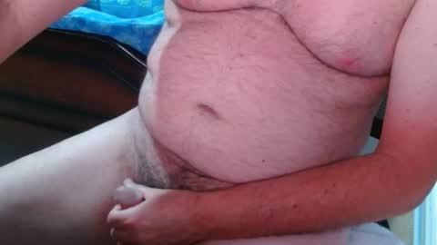 Snapshot of ozzieozzieoi chatting on 11-26-25, 12:55 HairyolOz online show from 11-26-25, 12:55