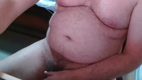 Snapshot of ozzieozzieoi chatting on 02-26-26, 12:09 HairyolOz online show from 02-26-26, 12:09