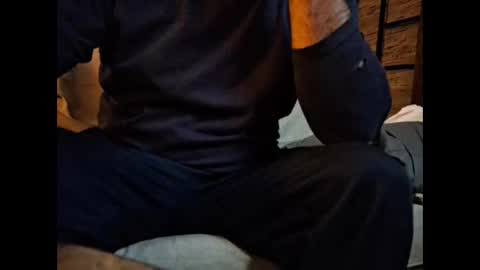 p326032 online show from 11-02-25, 01:30