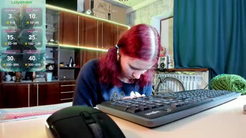 Snapshot of pa1e_pr1ncess chatting on 01-26-25, 09:51 Ella online show from 01-26-25, 09:51