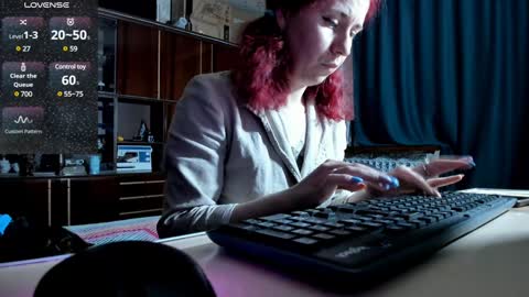 Snapshot of pa1e_pr1ncess chatting on 02-04-25, 02:32 Ella online show from 02-04-25, 02:32