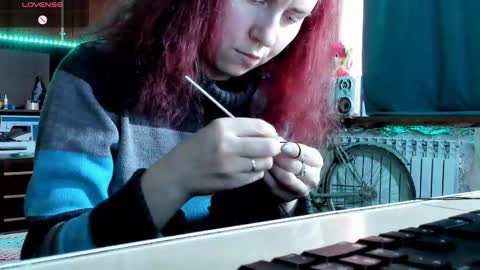 Snapshot of pa1e_pr1ncess chatting on 02-20-25, 07:01 Ella online show from 02-20-25, 07:01