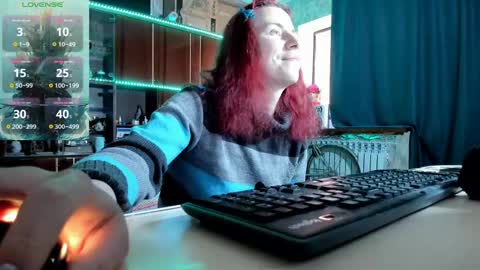 Snapshot of pa1e_pr1ncess chatting on 02-20-25, 10:05 Ella online show from 02-20-25, 10:05