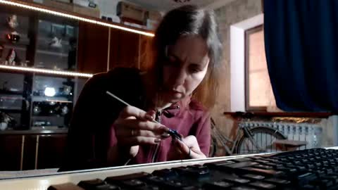 Ella online show from 04-20-26, 07:55