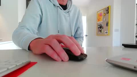 pablo19692017 online show from 04-20-26, 08:50