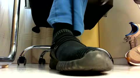 Pablo Meness online show from 12-30-24, 08:32