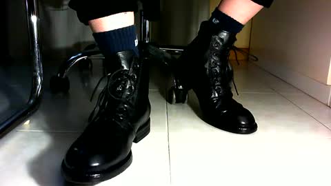 Pablo Meness online show from 01-04-25, 02:04