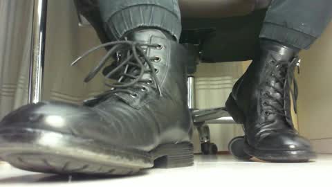 Pablo Meness online show from 01-18-25, 09:02