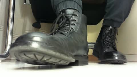 Pablo Meness online show from 02-05-25, 08:57