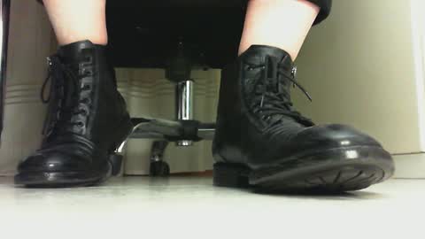 Pablo Meness online show from 02-18-25, 08:14