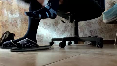 Snapshot of pablomenesssl chatting on 12-14-25, 08:09 Pablo Meness online show from 12-14-25, 08:09