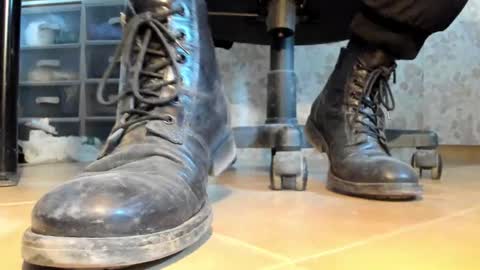 Pablo Meness online show from 12-22-25, 10:45